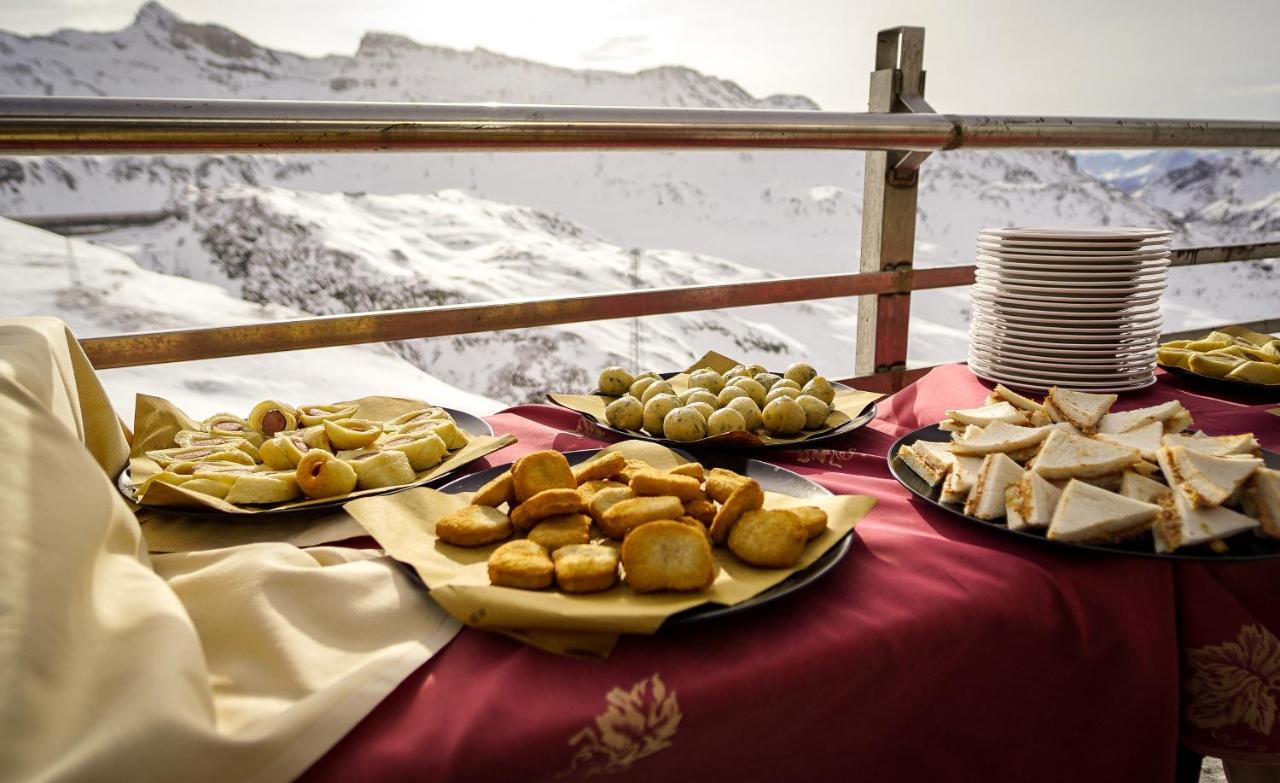 Hotel Lo Stambecco 브루일서비니아 외부 사진