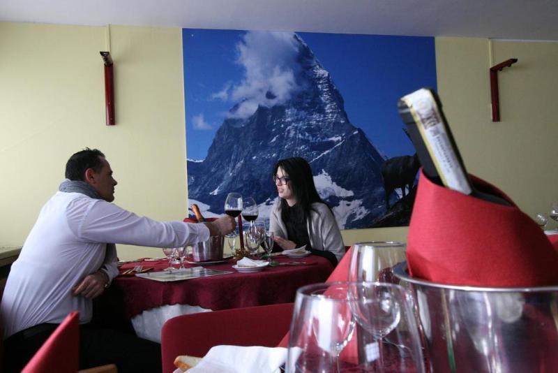 Hotel Lo Stambecco 브루일서비니아 외부 사진