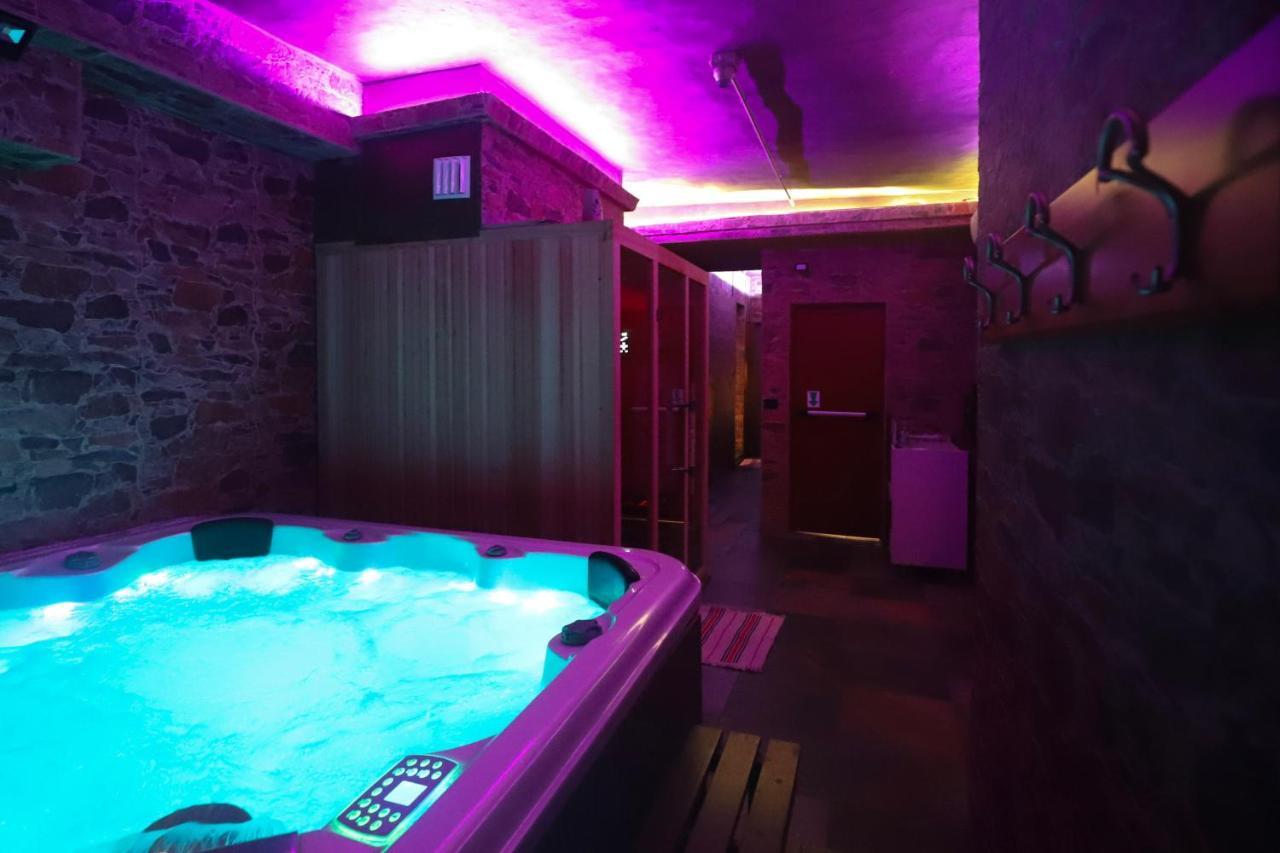 Hotel Lo Stambecco 브루일서비니아 외부 사진