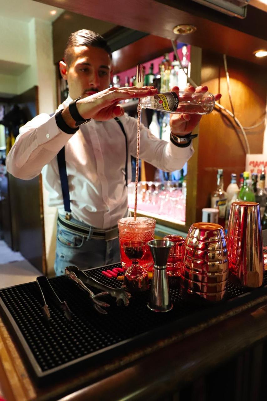 Hotel Lo Stambecco 브루일서비니아 외부 사진